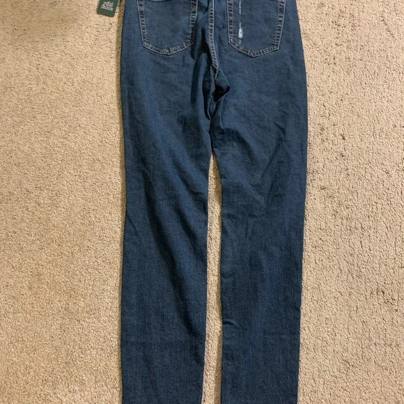 Wild Fable Dark Wash Distressed Straight Leg Denim Jeans size 8 - Picture 4 of 6